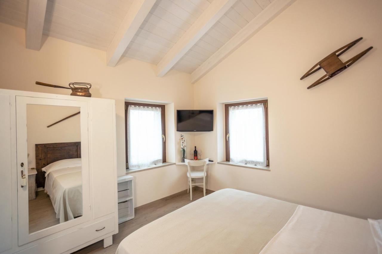 グラダーラ Il Casolare Bed & Breakfast エクステリア 写真